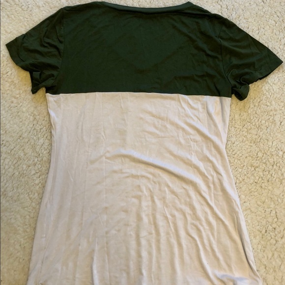 Simple Tee! - Picture 2 of 3